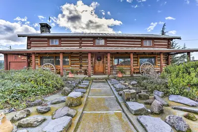 Image de Paynes Creek Home avec bain à remous et vues!