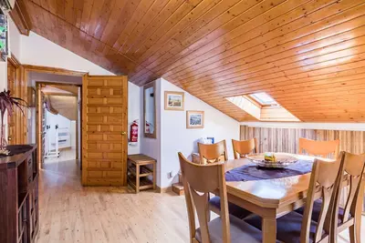 Image de Tourist: Diamond: Penthouse avec Jacuzzi pour 2 personnes et cheminée.