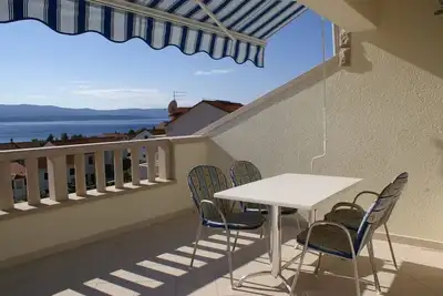 Appartement d'une chambre avec la terrasse et la vue sur le mer Bol, Brac (A-2900-b)