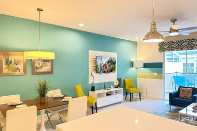 Image de Supermarché de luxe 3 lits \/ 3 bains avec piscine privée près de Disney