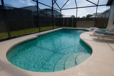 Image de Lovely 3 bed 2 bath clôturé piscine maison avec salle de jeux à Indian Ridge Oaks près de Disney