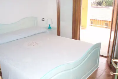 Image de Appartement moderne 1 chambre pour 3 personnes avec vue sur la mer à seulement 700 mètres de la mer