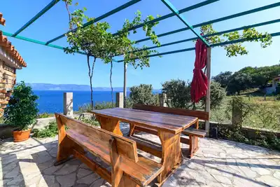 Image de Appartement d'une chambre avec la terrasse et la vue sur le mer Duga Luka (Prtlog), Labin (A-2335-c)