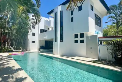 Image de Villa Ultra Luxury Villa 6 chambres - Piscine privée sur la plage!