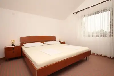 Image de Appartement d'une chambre avec le balcon et la vue sur le mer Starigrad, Paklenica (A-6627-b)