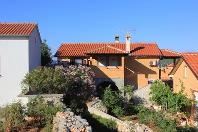 Image de Appartement de deux chambres avec la terrasse Ilovik, Losinj (A-8078-a)