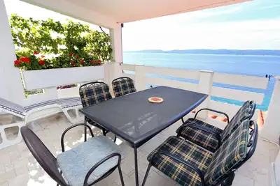 Image de Appartement d'une chambre prés de la plage Pisak, Omis (A-1014-c)