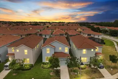 Image de 5 Chambres / 5 Salles de bains Paradise Palms (2966bp)