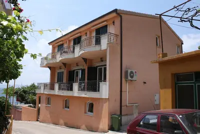 Appartement d'une chambre prés de la plage Podgora, Makarska (A-6725-c)
