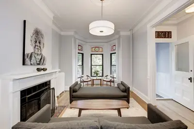 Image de Grande maison historique en rangée victorienne à Logan Circle