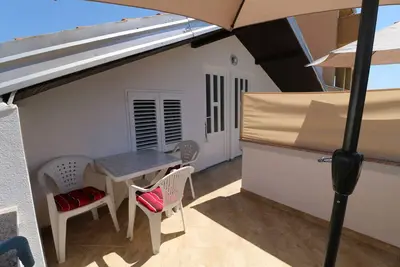Image de Garçonnière avec la terrasse Nin, Zadar (As-11402-a)