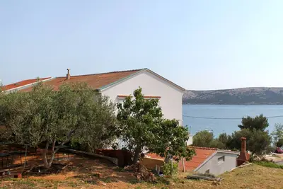 Image de Appartement de deux chambres avec la terrasse et la vue sur le mer Stara Novalja, Pag (A-6319-a)