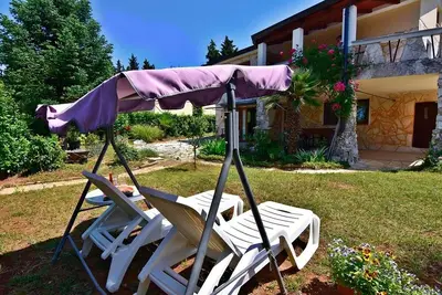 Image de Appartement d'une chambre avec la terrasse Savudrija, Umag (A-13589-b)