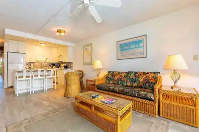 Image de Charming Condo w/Lanai - Kamaole Sands 8304