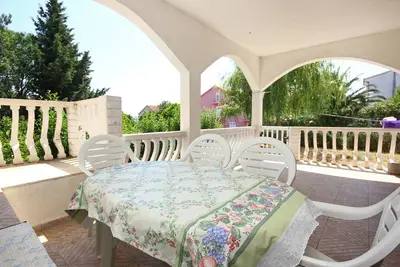 Image de Appartement de deux chambres avec la terrasse Orebic, Peljesac (A-10193-a)