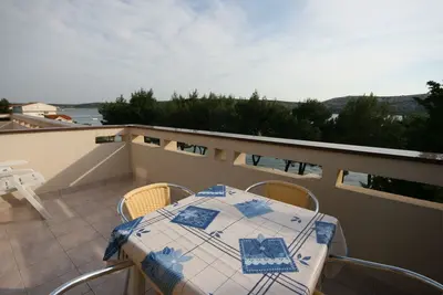 Image de Appartement de deux chambres prés de la plage Stara Novalja, Pag (A-6375-f)