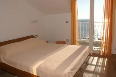 Image de Appartement d'une chambre prés de la plage Zaostrog, Makarska (A-2816-a)