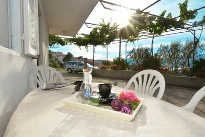 Image de Appartement d'une chambre avec la terrasse Arbanija, Ciovo (A-5228-d)
