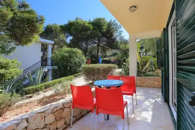Image de Appartement d'une chambre avec la terrasse et la vue sur le mer Rogoznica (A-3196-b)
