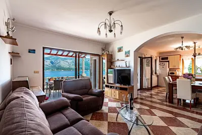 Image de Appartement de trois chambres prés de la plage Tri Zala, Korcula (A-4432-b)