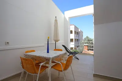 Image de Appartement d'une chambre avec la terrasse et la vue sur le mer Baska Voda, Makarska (A-2756-d)