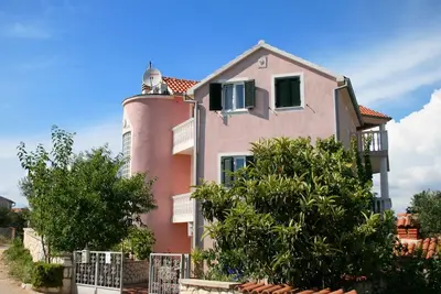 Image de Appartement de deux chambres avec la terrasse Jezera, Murter (A-5121-c)