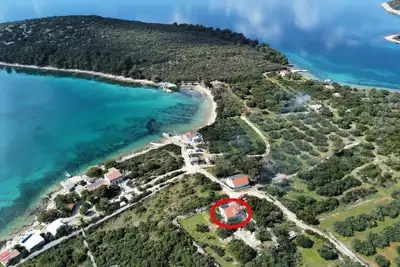 Image de Maison de pêcheur près de la mer Baie Soline, Pasman (K-8222)