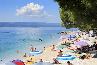 Image de Appartement de trois chambres avec la terrasse et la vue sur le mer Brela, Makarska (A-6043-b)