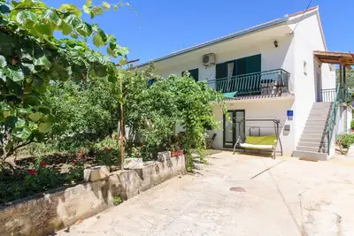 Image de Garçonnière avec la terrasse Marina, Trogir (As-14258-a)