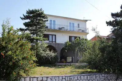 Image de Appartement de deux chambres avec le balcon et la vue sur le mer Novi Vinodolski (A-5537-b)