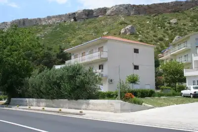 Image de Appartement d'une chambre prés de la plage Duce, Omis (A-2731-c)