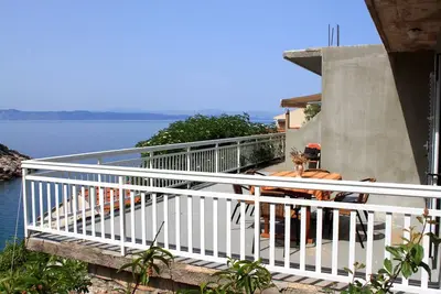 Image de Appartement de deux chambres prés de la plage Baie Pobij, Hvar (A-8702-a)