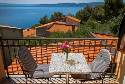 Image de Appartement d'une chambre avec le balcon et la vue sur le mer Brela, Makarska (A-13118-d)
