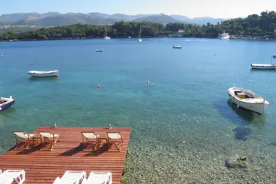 Image de L'appartement President entouré de murs anciens, à deux mètres de la mer