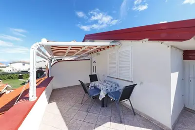 Image de Garçonnière avec la terrasse Nin, Zadar (As-290-b)