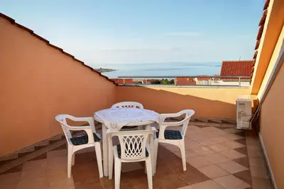 Image de Appartement d'une chambre avec la terrasse et la vue sur le mer Novalja, Pag (A-9334-c)