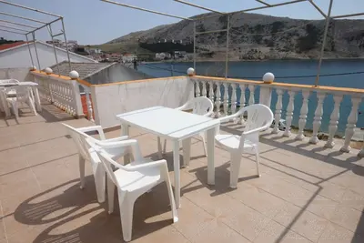 Image de Appartement de deux chambres prés de la plage Metajna, Pag (A-6352-b)