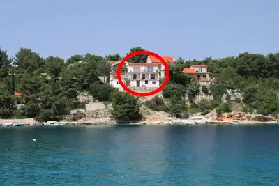 Image de Appartement de quatre chambres prés de la plage Basina, Hvar (A-8749-a)