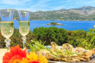 Image de Appartement de trois chambres prés de la plage Tri Zala, Korcula (A-4334-a)