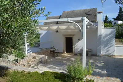 Image de Ancienne ferme des oliviers avec piscine dans la vallée de l'Itria