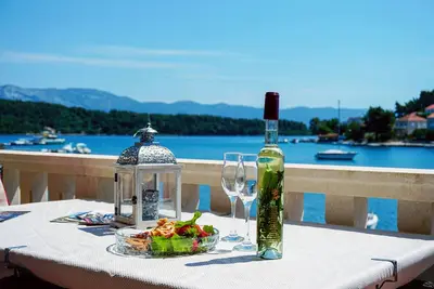 Image de Appartement de deux chambres prés de la plage Lumbarda, Korcula (A-9325-a)