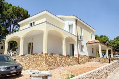 Image de Appartement de deux chambres prés de la plage Rogoznica (A-3097-b)