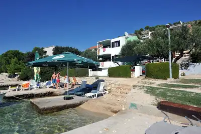 Image de Maison pour la famille avec les enfants près de la mer Zatoglav, Rogoznica (K-12212)