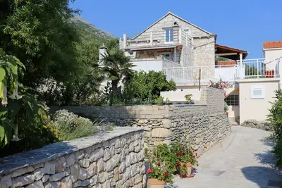Image de Appartement de deux chambres avec la terrasse et la vue sur le mer Kuciste - Perna, Peljesac (A-10143-a)