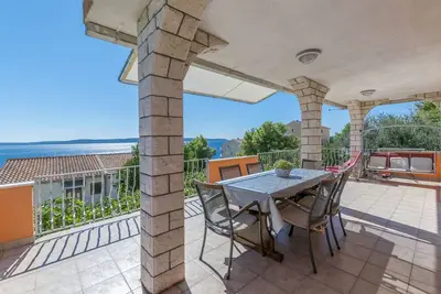Image de Appartement de deux chambres avec la terrasse et la vue sur le mer Rastici, Ciovo (A-2080-a)