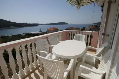 Image de Appartement de deux chambres avec la terrasse et la vue sur le mer Baie Soline, Dugi otok (A-448-g)
