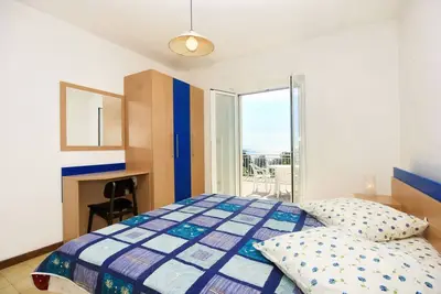 Image de Appartement de deux chambres prés de la plage Lumbarda, Korcula (A-4440-d)
