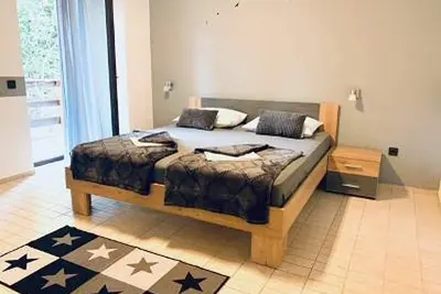 Appartement d'une chambre prés de la plage Starigrad, Paklenica (A-6591-a)