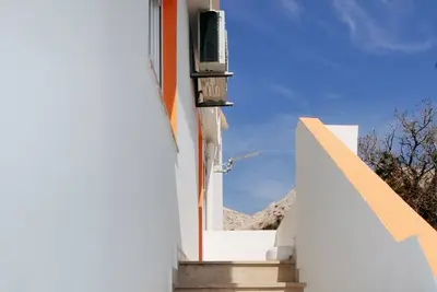 Image de Appartement d'une chambre avec la terrasse Metajna, Pag (A-6421-e)