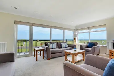 Image de 15 Clifton Park - Trois Chambres Maison, Couchages 6